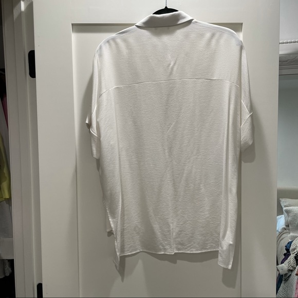 Leith oversized short sleeve button down blouse - Picture 3 of 6